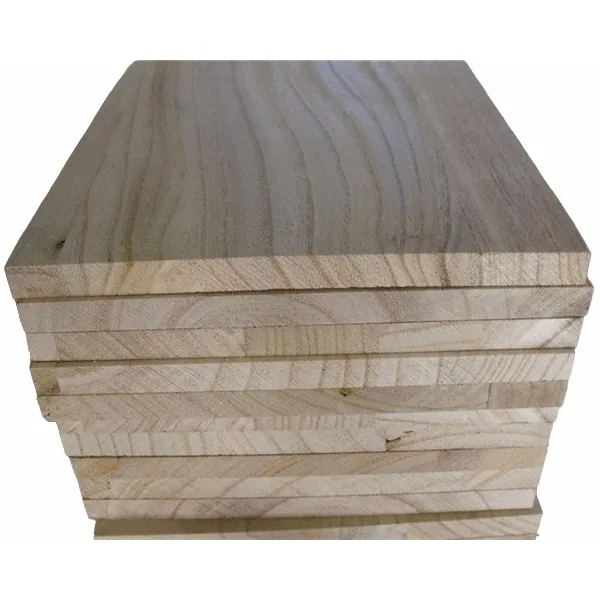 Tablero de madera de tung blanqueado