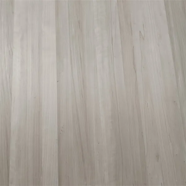 Madera maciza carbonizada